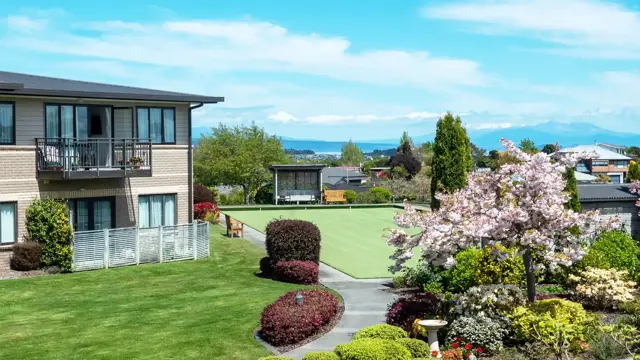 Liston Heights village - Bowling Green