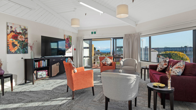 Liston Heights - serviced apartment community lounge