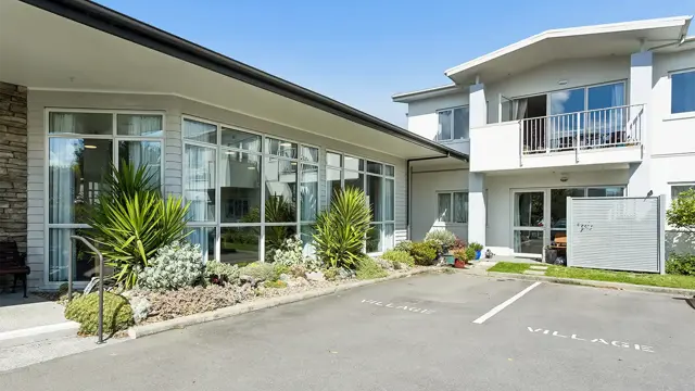 Cashmere View _ apartment building exterior 