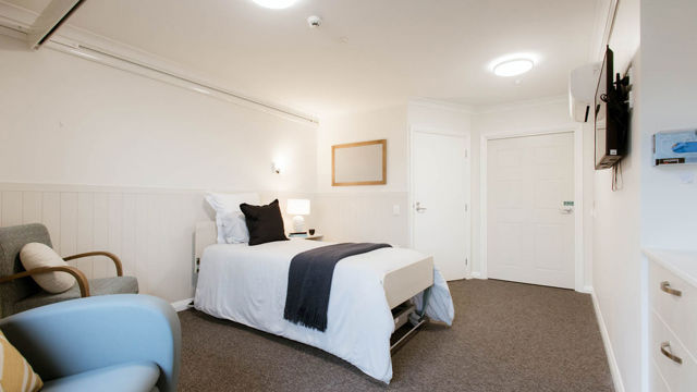 Crofton Downs Care Home Room