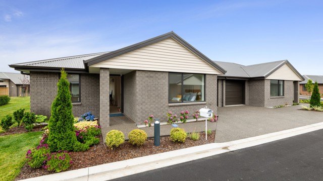 front of villa  - foxbridge retirement village