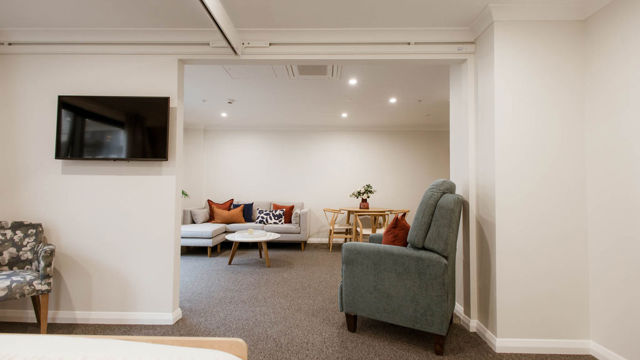 Crofton Downs Care Home room Premium