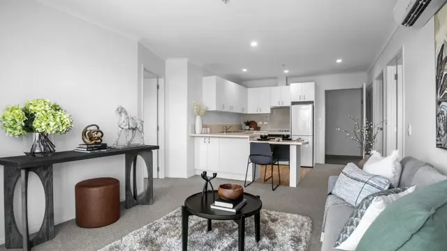 Lounge and Kitchen 