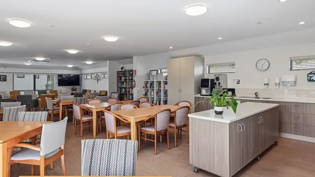 Redwoods - community lounge and kitchen 