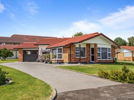 Villa Front Te Puke Retirement Village 