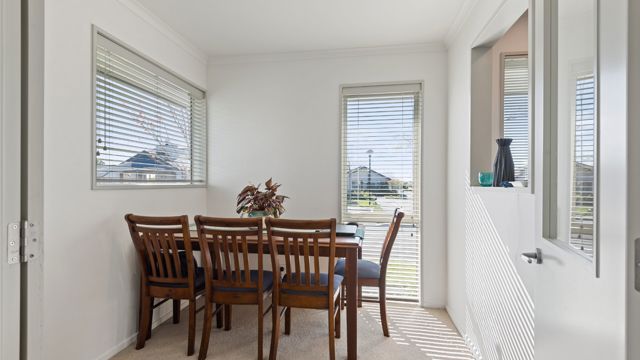 Kitchen Table Ballarat Retirement Village
