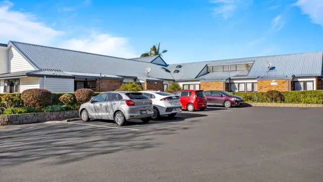Car park 