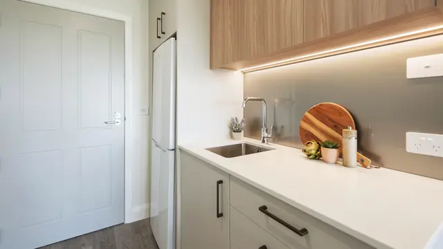 Liston Heights serviced studio apartment - Kitchenette