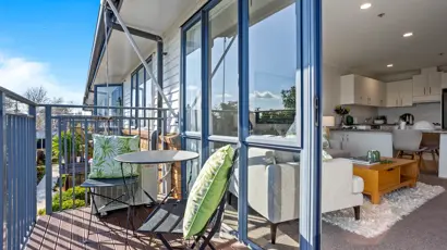 Manurewa apartment - balcony  
