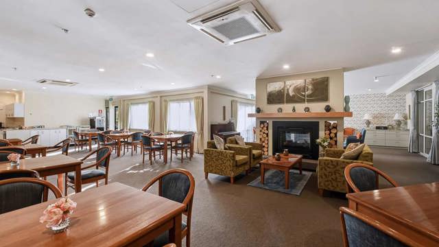 Liston Heights RV - community lounge 