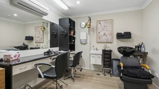 Bupa Winara Retirement Village - salon 