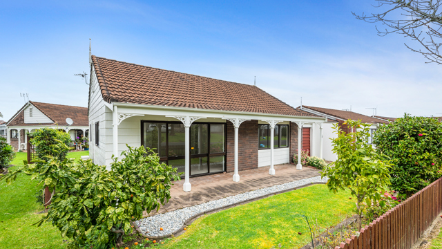 Waiokaraka Retirement Village Front Entrance