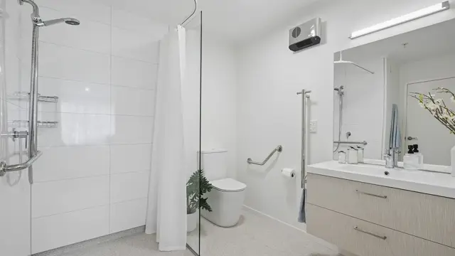 Bupa Winara - Apt 101 - bathroom 