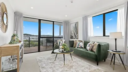 Apt 407 - living area 