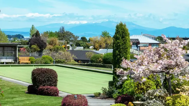 Liston Heights village - Bowling Green