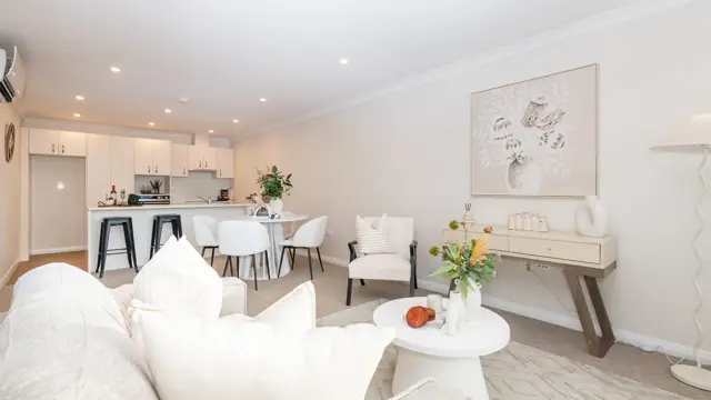 Lounge and Kitchen 