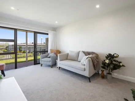Liston Heights serviced studio apartment - Lounge