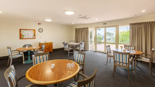 Longwood Care Home - community dinning