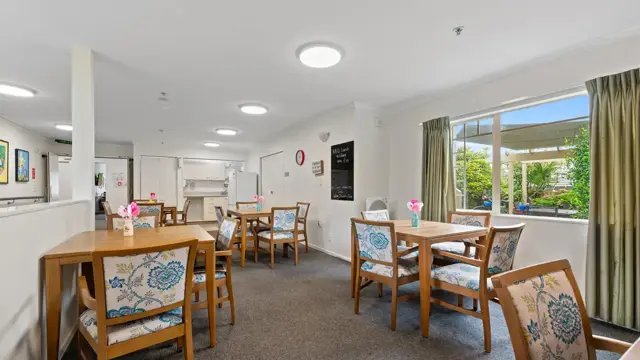 Community dining 