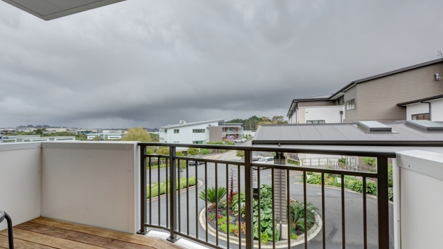 Apartment Balcony Hugh Green Retirement Village