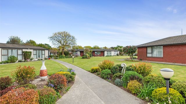 Grounds Cashmere View Retirement Village