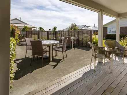 Longwood Retirement Village _ community deck