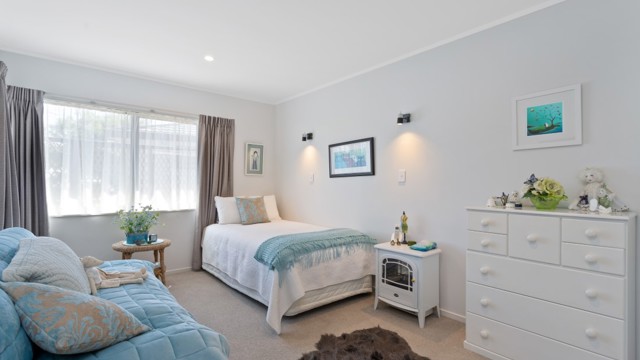 Bedroom Liston Heights Retirement Village