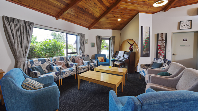 The Gardens Retirement Village Communal Seating