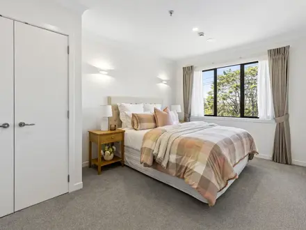 New Lynn apartment Bedroom