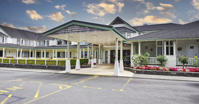 Exterior of Cedar Manor