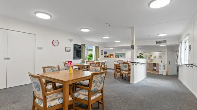 Community dining 