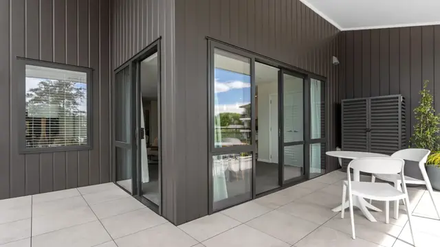 Kaiapoi Apt - balcony 