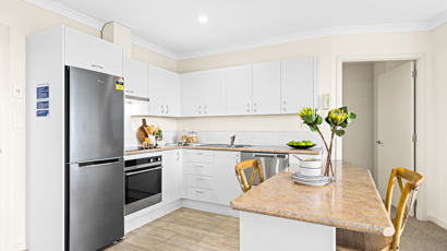 Kitchen and Dining Room Glenburn Apartment