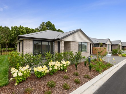 Villa Front Foxbridge Retirement Village
