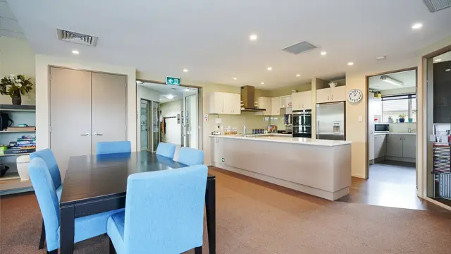 Community Kitchen and Dinning 