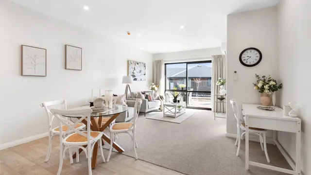 Lounge and Dinning