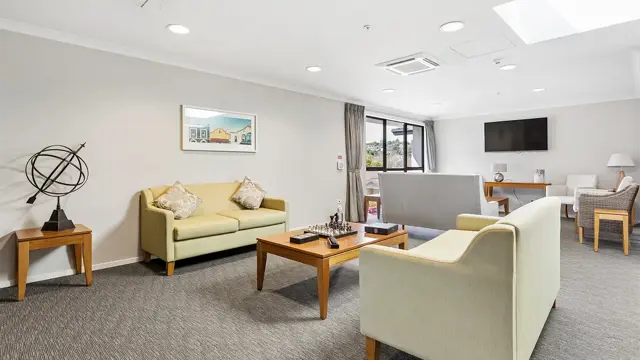 Cashmere View _ Community lounge couches and tables 