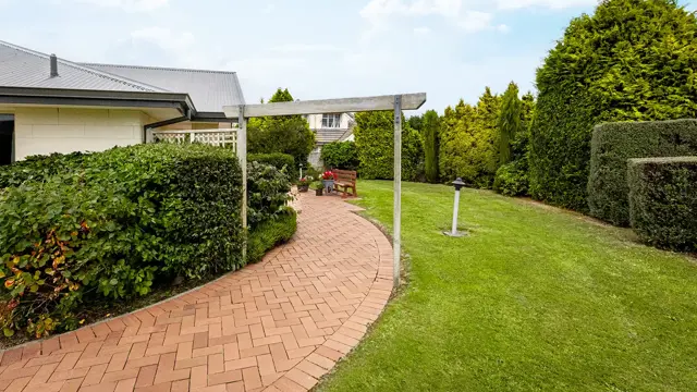 Longwood Care Home - outdoor path and garden 