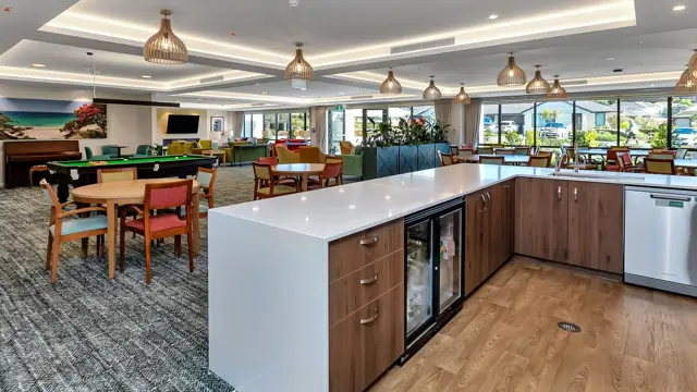 Community Kitchen and Dinning 