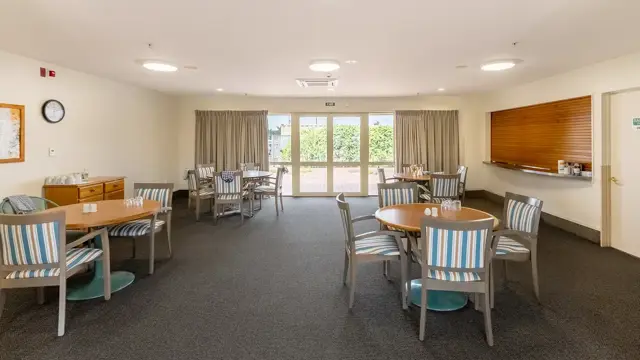 Longwood Care Home - community dinning