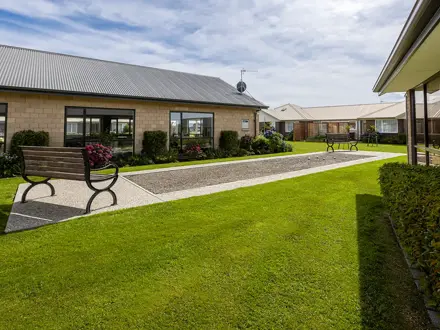 Longwood Retirement Village _Pétanque court