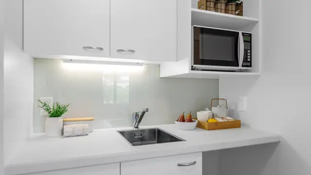 Cedar Manor studio apartment Kitchenette