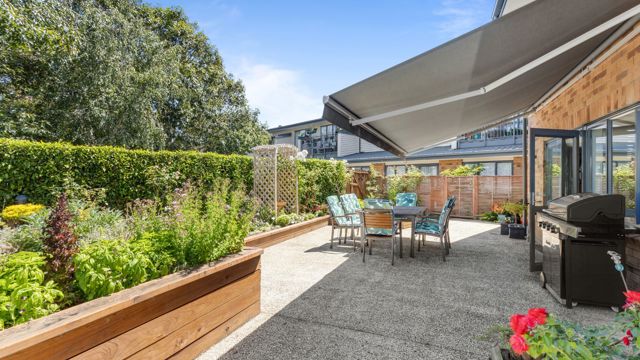 Patio Erin Park Retirement Village